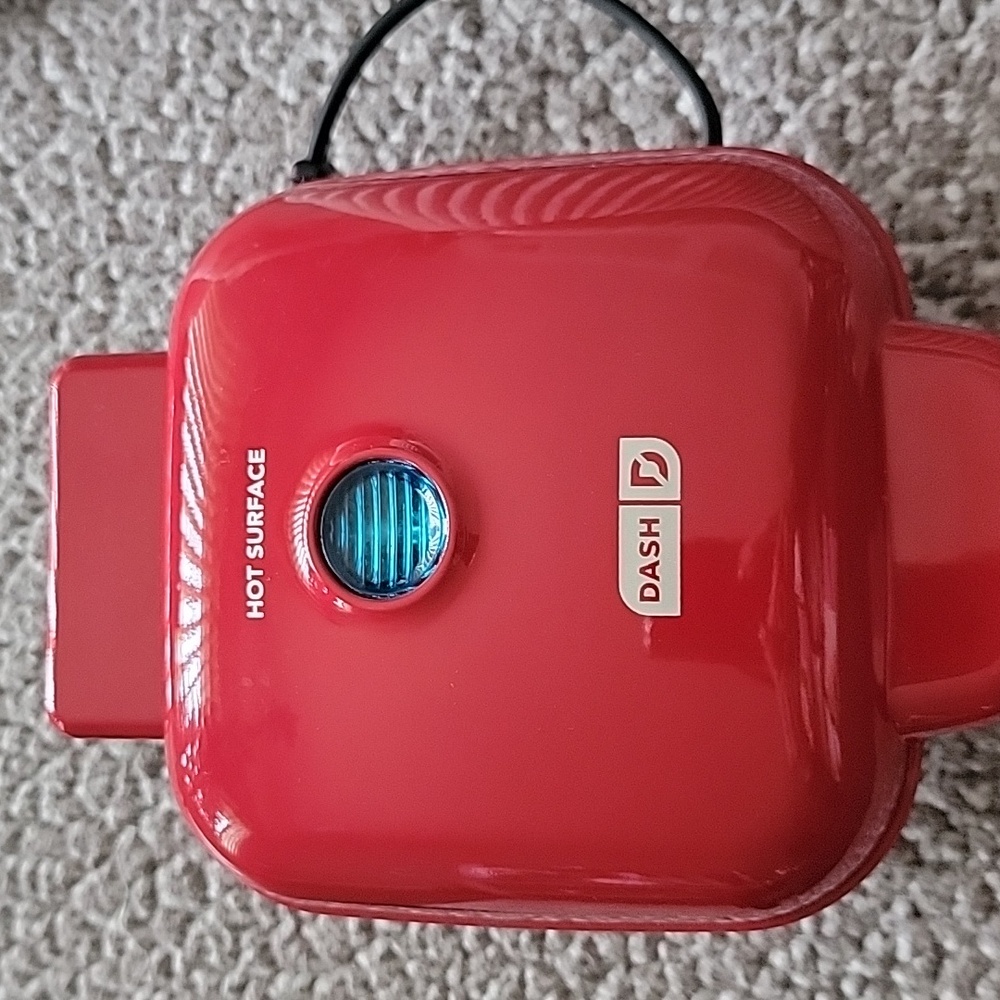 Dash sandwich maker